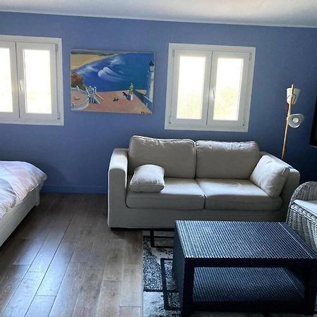 Апартаменты Agreable Chambre D'Hotes Avec Vue Sur Les Collines Ла-Коль-сюр-Лу Экстерьер фото
